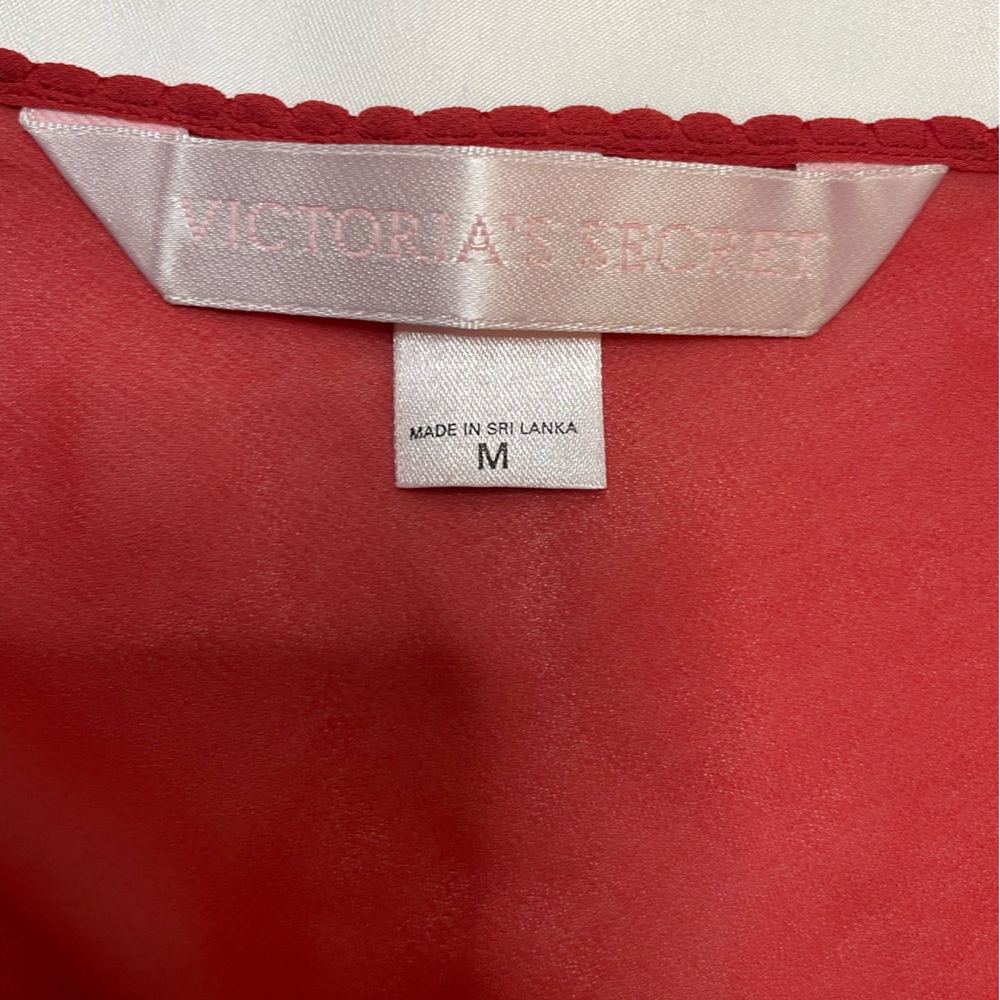 Victorias Secret size medium red sheer night shirt - Picture 5 of 6
